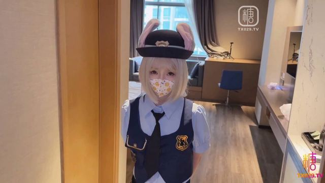Cover preview for 【萌宅卡】肉棒威胁兔子警官 被迫性爱却上瘾连续打桩两次